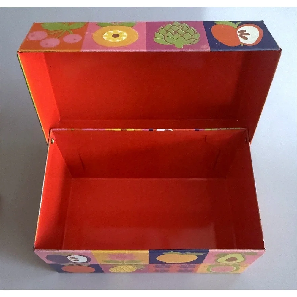 Hallmark vintage tin